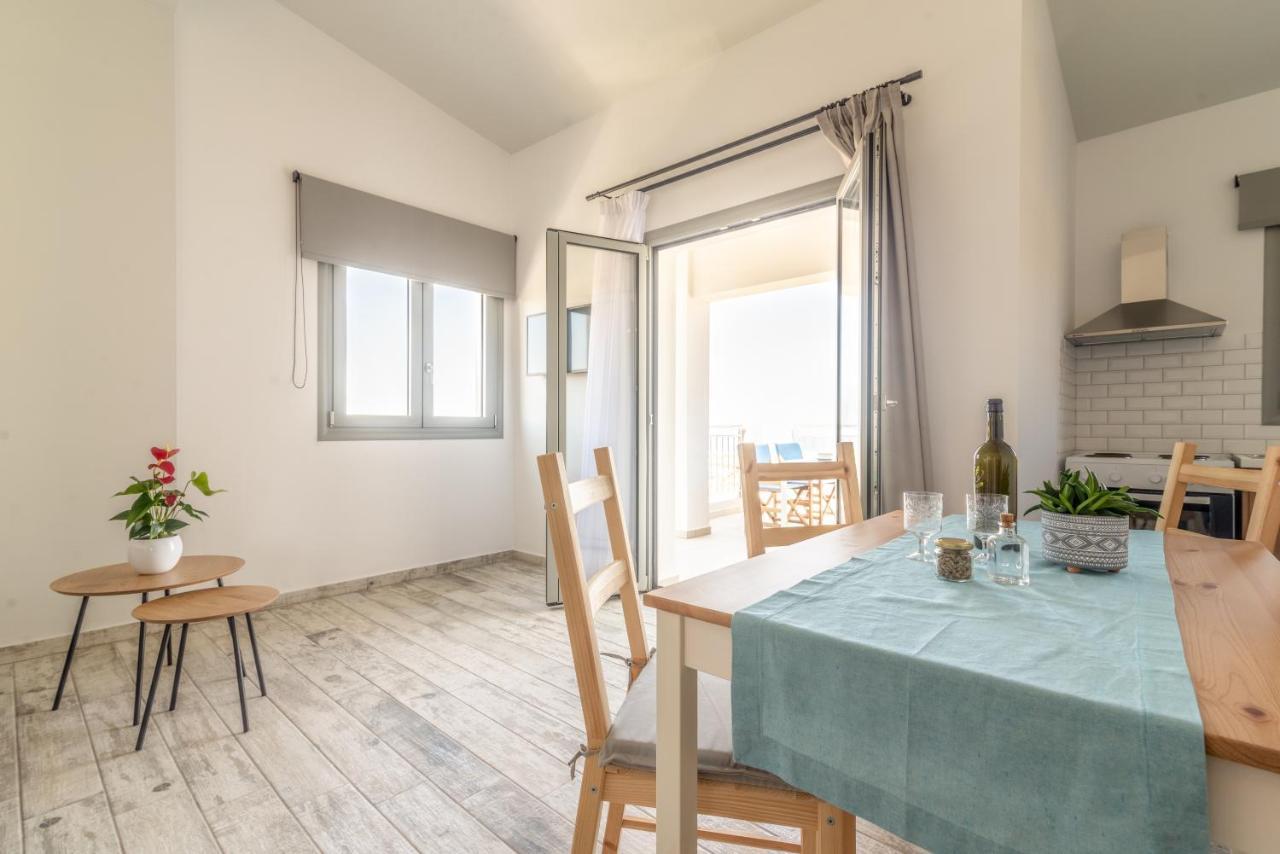 Magriplis Hill Apts Гувес Екстериор снимка