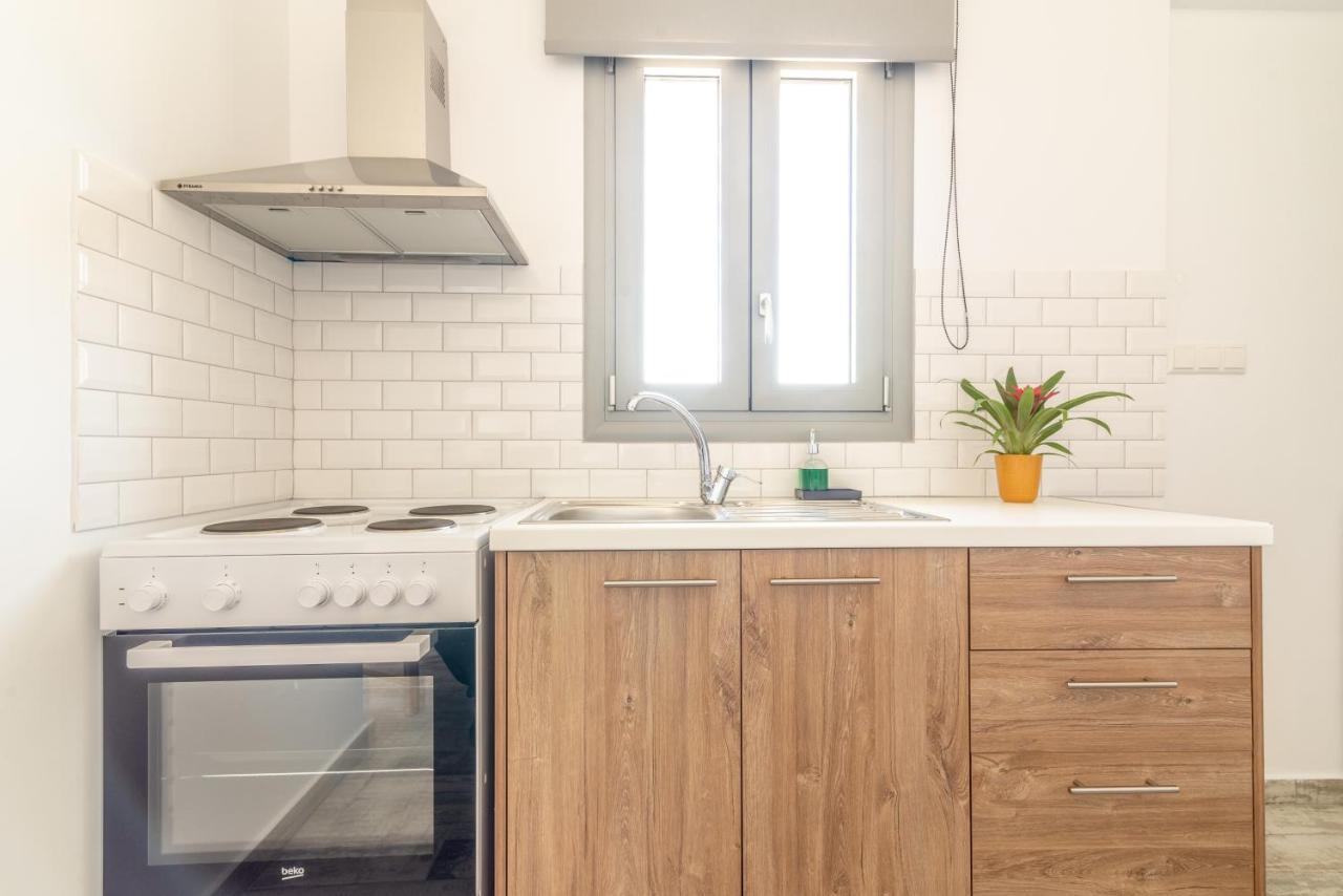 Magriplis Hill Apts Гувес Екстериор снимка
